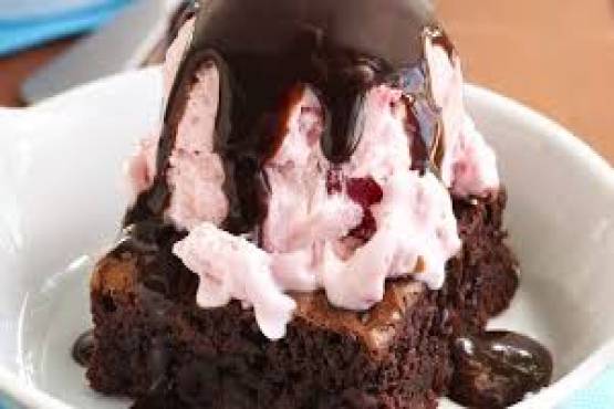 Chocolate Brownie With Ice Cream;