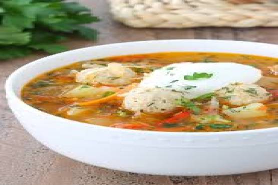 Traditional Russian Cabbage Soup (Shchi);